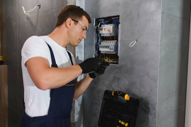 Best Local Electrician Companies  in Lebanon, IL